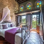 S.Nikolis\' Historic Boutique Hotel