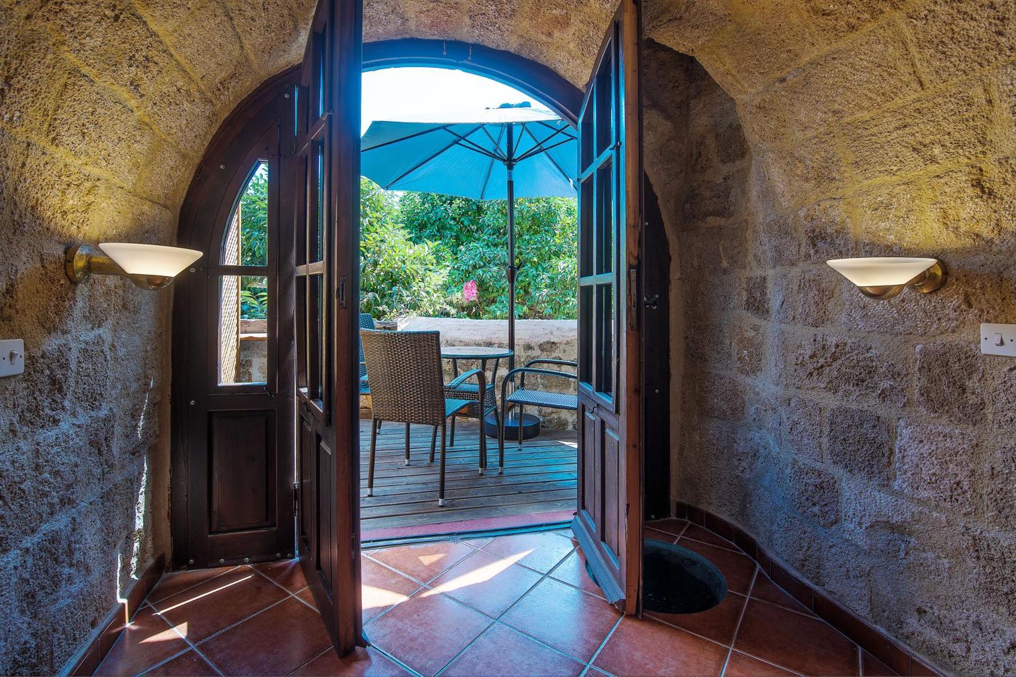 S.nikolis' Historic Boutique Hotel 4*