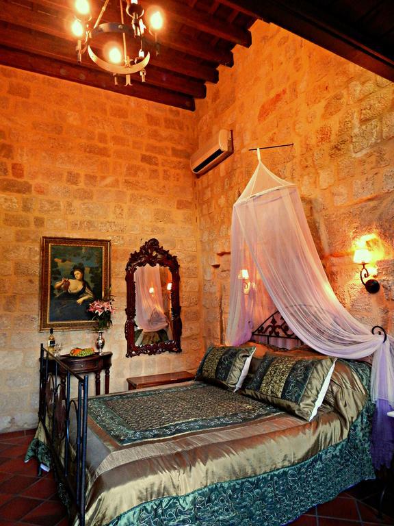 S.nikolis' Historic Boutique Rhodes City
